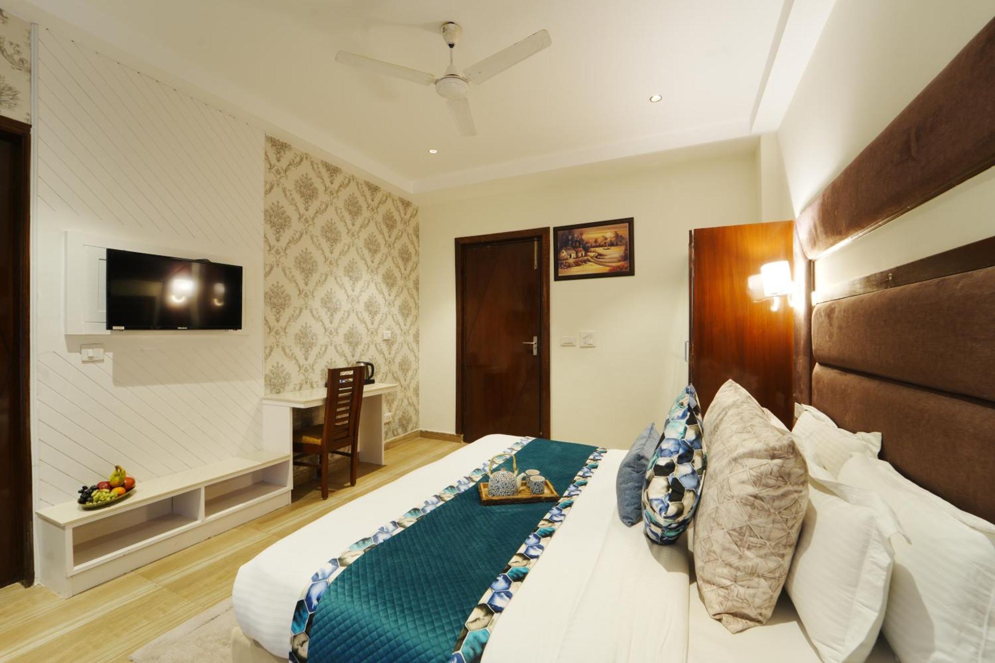 Hotel Kasauli View !! Balcony Rooms ! Terrace ! Restaurant ! Main Highway ! Garden !! Esterno foto